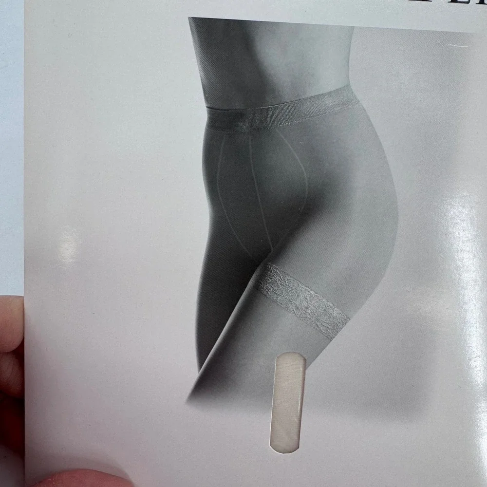 JCPenney Subtle Shapers Short‎ Bone Targeted Control Hosiery NEW Tummy Tone